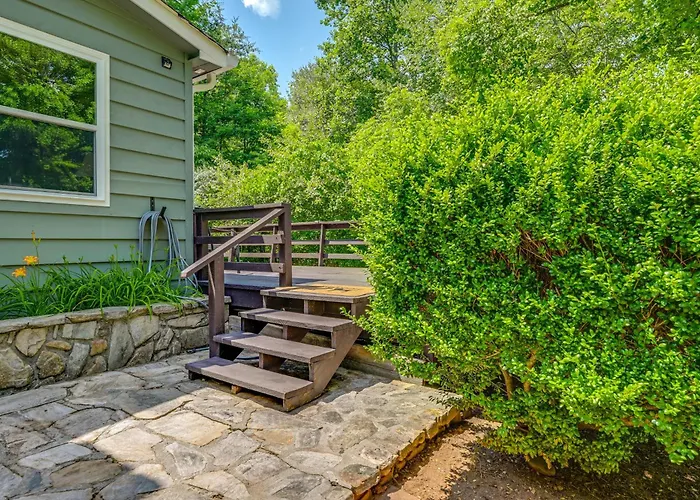 Whittier Vacation Rental Cabin With Private Hot Tub