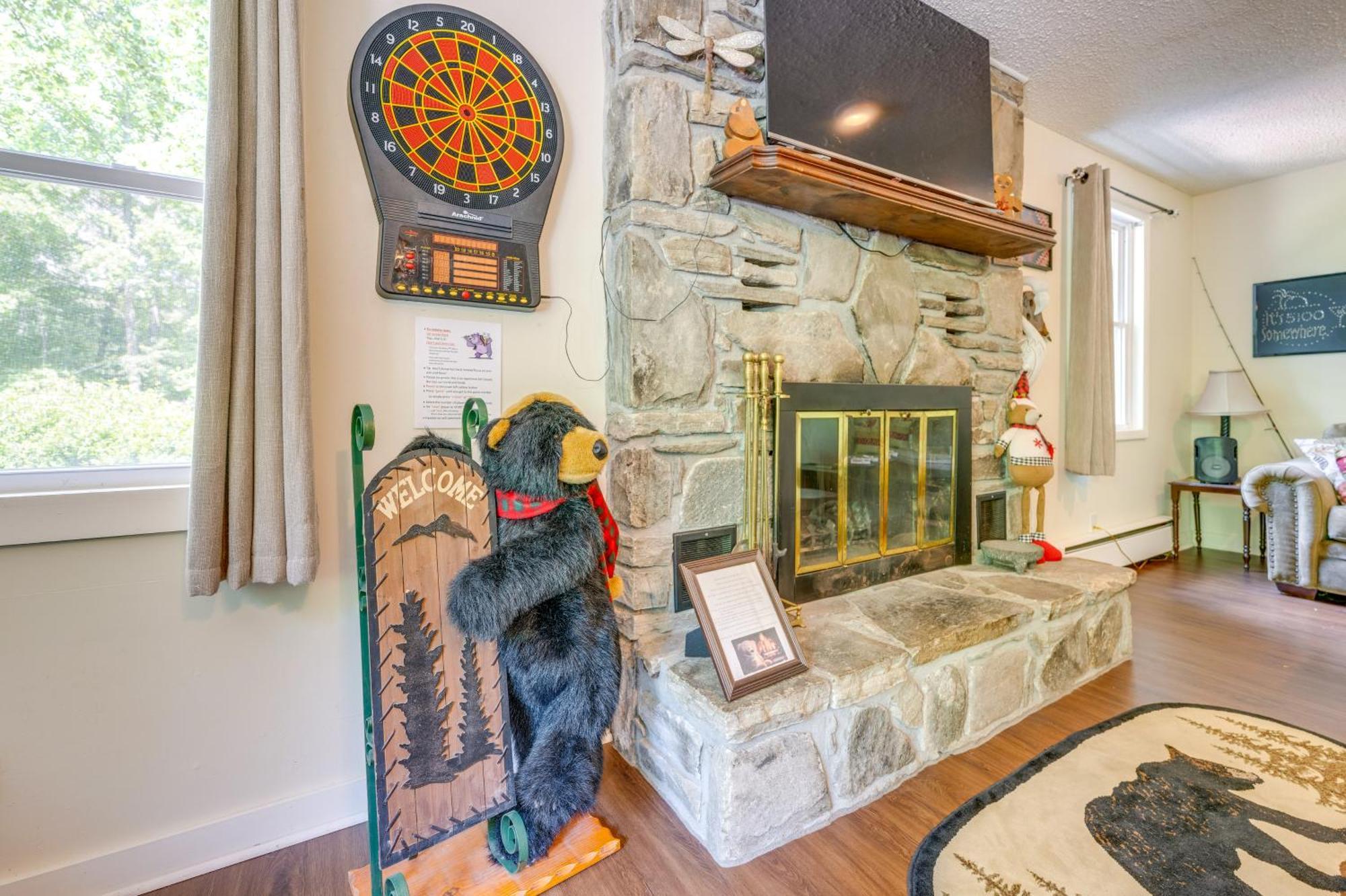 Vacation With Private Hot Tub Holiday home